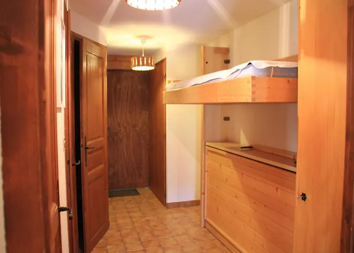 With Balcony For 6 People Apartamento