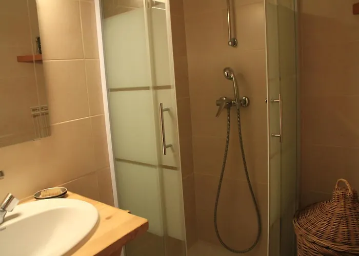 With Balcony For 6 People * Châtel